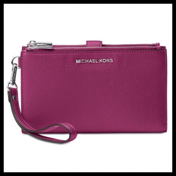 Michael Kors Adele Pebble Leather Phone Wristlet - Picture 2 of 6